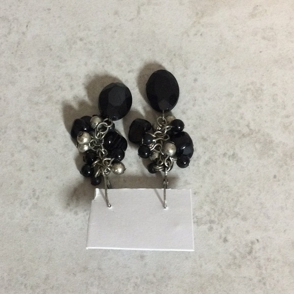 Silver and black beaded boho drop earrings - Picture 3 of 8